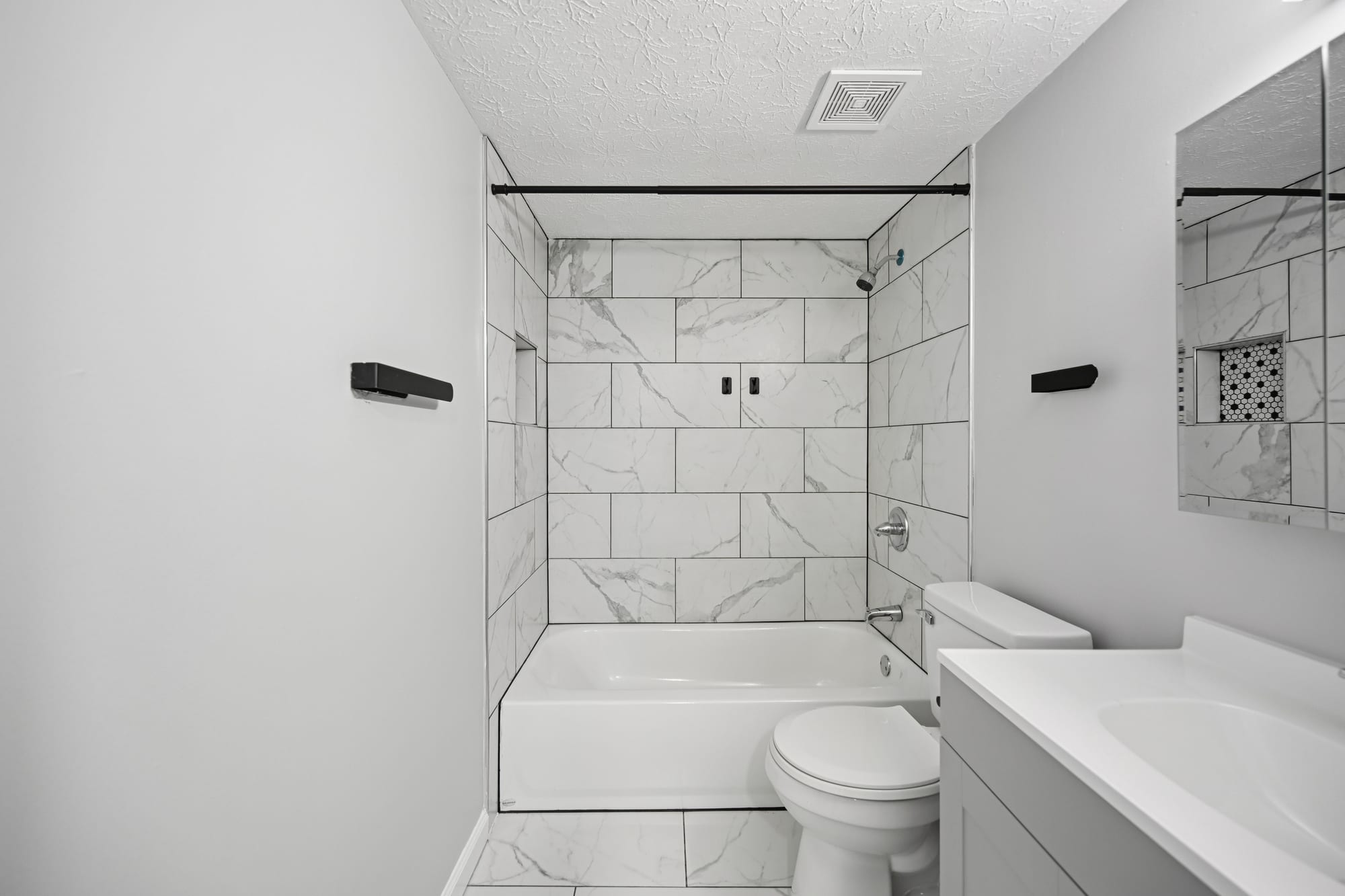 Bathroom — 1 bed / 1 bath apartment at Morse Creek (photo 2)