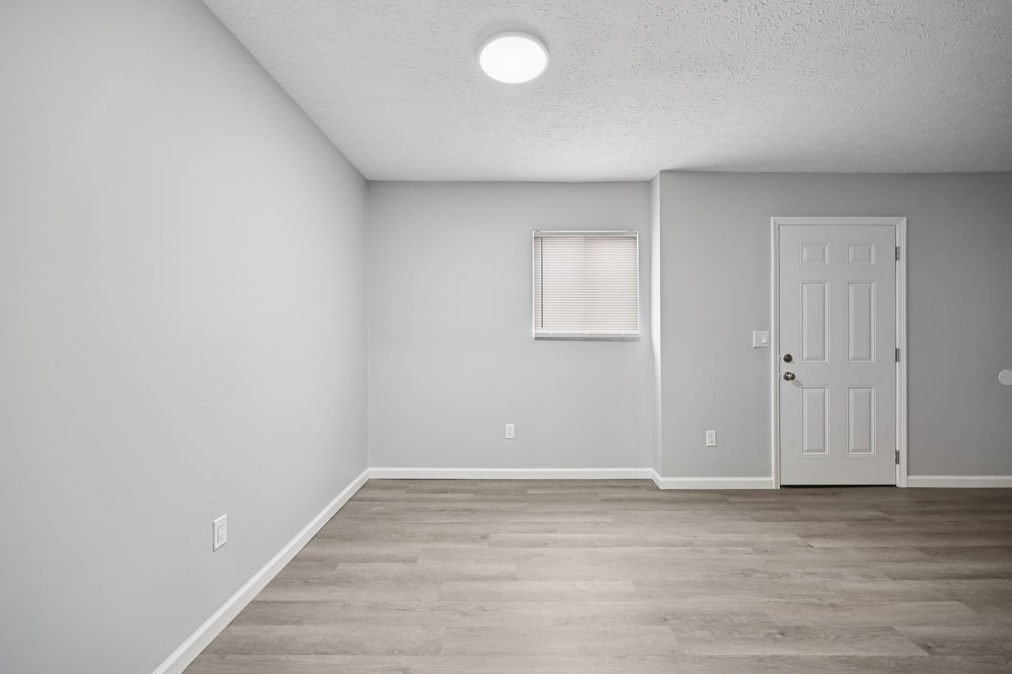 Living Room — 1 bed / 1 bath apartment at Morse Creek (photo 5)